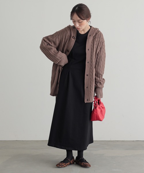 osharewalker(オシャレウォーカー)の「『ケーブルニットカーディガン』(カーディガン/ボレロ・レディース・グレー/モカ/ブラック/キナリ・FREE)」の22枚目の写真