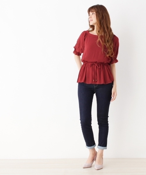 grove(グローブ)の「袖刺繍陽柳プルオーバー(Tシャツ/カットソー・レディース・グリーン/レッド/ベージュ/パープル/ネイビー・02/03)」の12枚目の写真