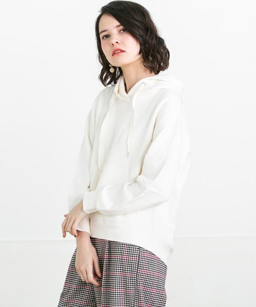 LIPSTAR(リップスター)の「バイオ裏毛パーカー(Tシャツ/カットソー・レディース・パープル/グレー/オフホワイト/グリーン・M)」の2枚目の写真