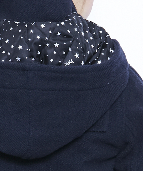 X-girl（エックスガール）の「HOODED DUFFLE COAT（ダッフルコート・レディース・ネイビー/レッド/マルチ・1/2）」の11枚目の写真