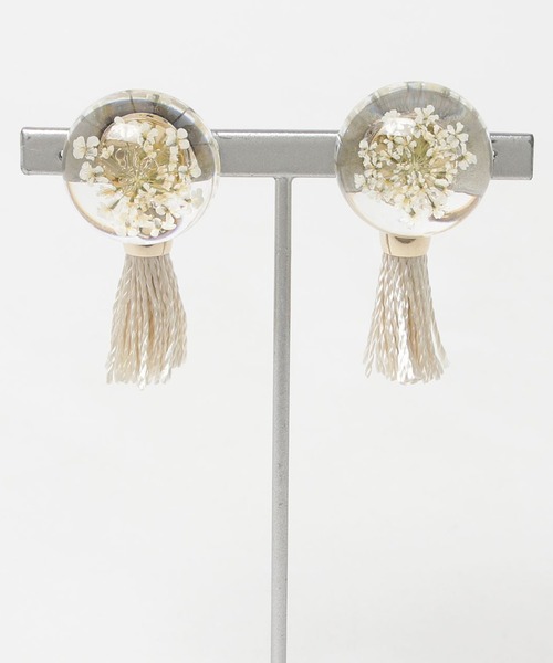 カヤ(カヤ)の「【カヤ】花アクアタッセルピアス(ピアス(両耳用)・レディース・パープル/ピンク/イエロー/オレンジ/アイボリー・FREE)」の2枚目の写真