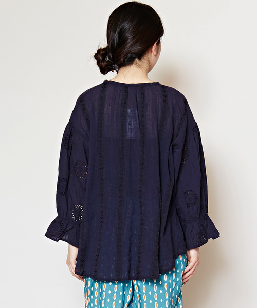 チャイハネ（チャイハネ）の「【チャイハネ】パンチングレーストップス（シャツ/ブラウス・レディース・ホワイト/ピンク/ブラック・FREE）」の7枚目の写真