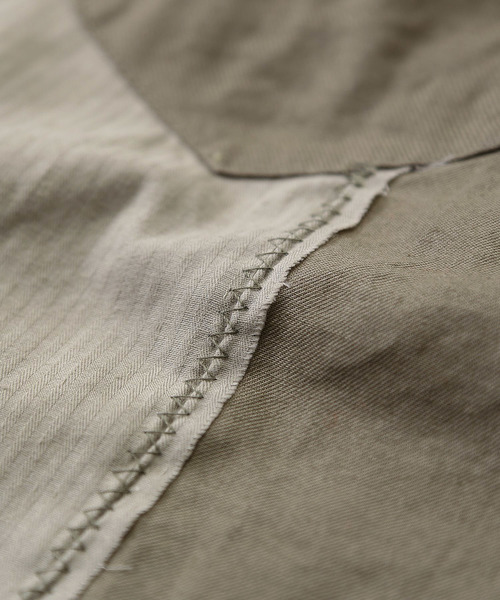 CUBE SUGAR(キューブシュガー)の「異素材組合せレギュラーシャツ(シャツ/ブラウス・レディース・グレー/カーキ/ピンク/ネイビー・M)」の9枚目の写真