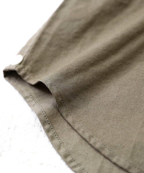 CUBE SUGAR(キューブシュガー)の「異素材組合せレギュラーシャツ(シャツ/ブラウス・レディース・グレー/カーキ/ピンク/ネイビー・M)」の17枚目の写真