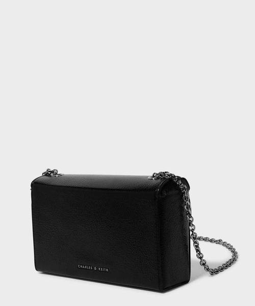 CHARLES & KEITH(チャールズ & キース)の「エンベリッシュターンロッククラッチ / EMBELLISHED TURN-LOCK CLUTCH(クラッチバッグ・レディース・ブラック/ブロンズ/アイボリー/バーガンディー・S)」の7枚目の写真