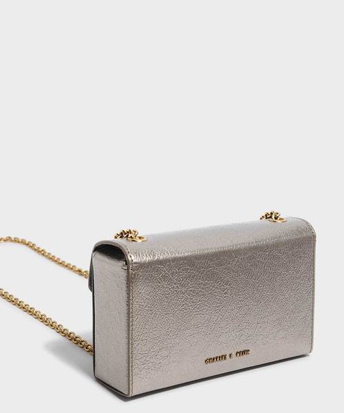 CHARLES & KEITH(チャールズ & キース)の「エンベリッシュターンロッククラッチ / EMBELLISHED TURN-LOCK CLUTCH(クラッチバッグ・レディース・ブラック/ブロンズ/アイボリー/バーガンディー・S)」の21枚目の写真