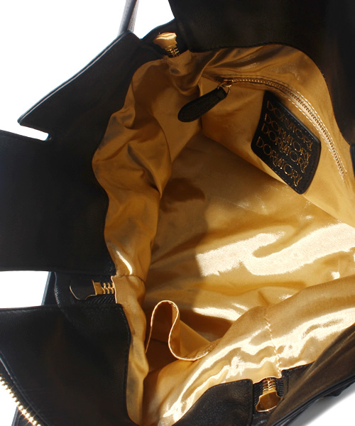 NANO universe（ナノユニバース）の「Dormitory By Hashibami/ラムレザー2WAYBAG（ショルダーバッグ・レディース・ブラック・FREE）」の4枚目の写真