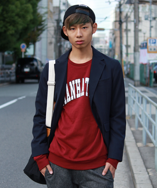 WEGO（ウィゴー）の「WEGO/CITYロゴプリントスウェット（スウェット・メンズ・ロイヤルブルー/ブラック/杢グレー/ワイン・MEDIUM/LARGE）」の4枚目の写真