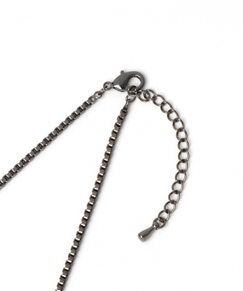 GLOBAL WORK（グローバルワーク）の「チェーンネックレス/837358（ネックレス・メンズ・ライトグレー/ブラック・FREE）」の4枚目の写真