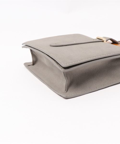KOBE LETTUCE（コウベレタス）の「フェイクスエードウッドハンドル2wayショルダーハンドバッグ（ハンドバッグ・レディース・ブラック/グレー/ピンク・FREE）」の5枚目の写真
