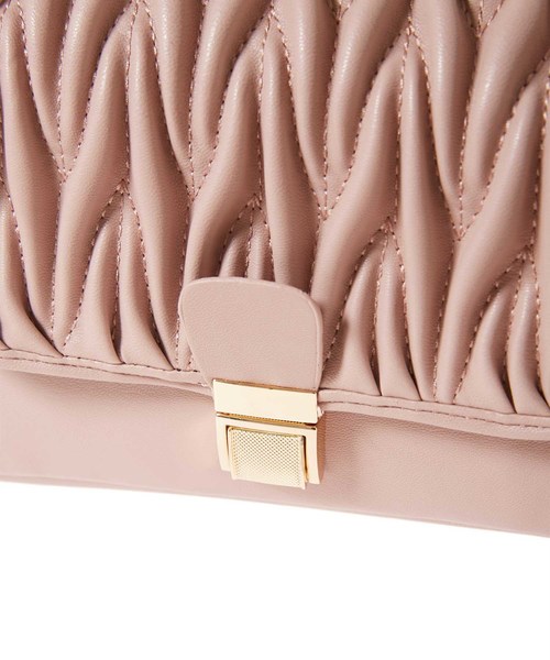 fifth（フィフス）の「デザインフラップショルダーバッグ（ショルダーバッグ・レディース・ホワイト/モカ/スモークピンク・FREE）」の8枚目の写真