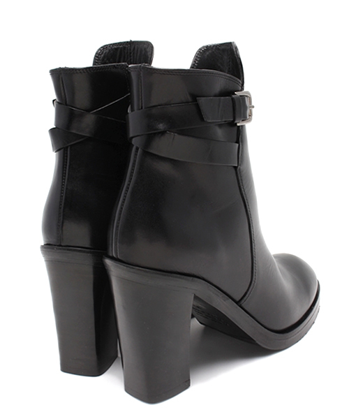 bpr BEAMS Women's（ビーピーアール　ビームス）の「【Marisol11月号掲載】FABIO RUSCONI / ベルト ショートブーツ（ブーツ・レディース・ブラック・36/37/38/35/39）」の5枚目の写真