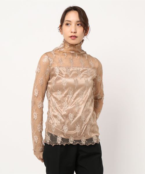 Kana(カナ)の「プチハイネック チュール レーストップス(シャツ/ブラウス・レディース・ブラック/ベージュ/オフホワイト・M)」の3枚目の写真
