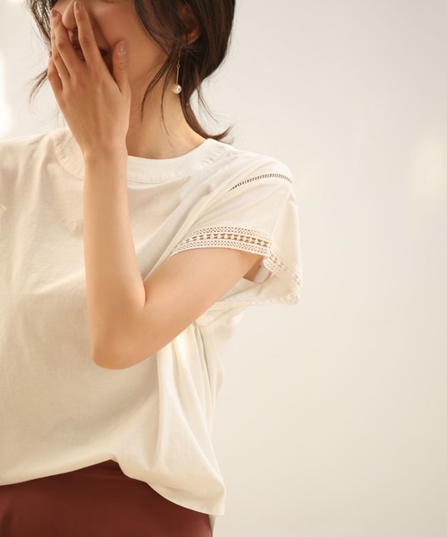 SAISON DE PAPILLON（セゾンドパピヨン）の「透かし編みレースブラウス（Tシャツ/カットソー・レディース・ブラック/ホワイト/ブルー/ベージュ・L/M/XL）」の6枚目の写真
