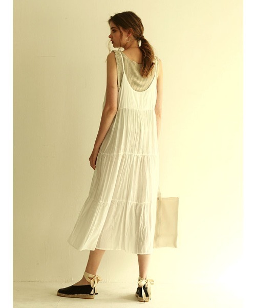 ACYM（アシーム）の「Crinkle cami ワンピース（ワンピース・レディース・ホワイト/ブラック・FREE）」の3枚目の写真