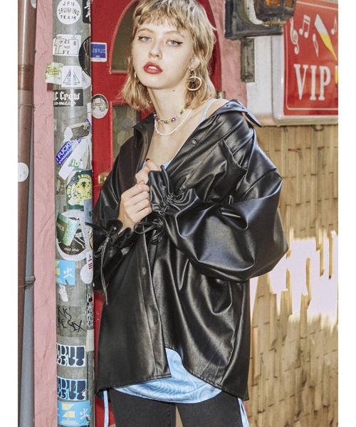 jouetie(ジュエティ)の「ベーシックボリュームスリーブシャツ(シャツ/ブラウス・レディース・ブラック/パープル/ブラウン/ベージュ・MEDIUM)」の6枚目の写真