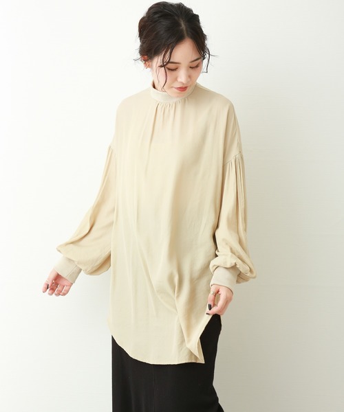 n'ee-ne（ネーネ）の「ポプリン　リブ付きボリュームスリープトップス（シャツ/ブラウス・レディース・オリーブ/ホワイト/ライトベージュ/ライトグレー・FREE）」の7枚目の写真