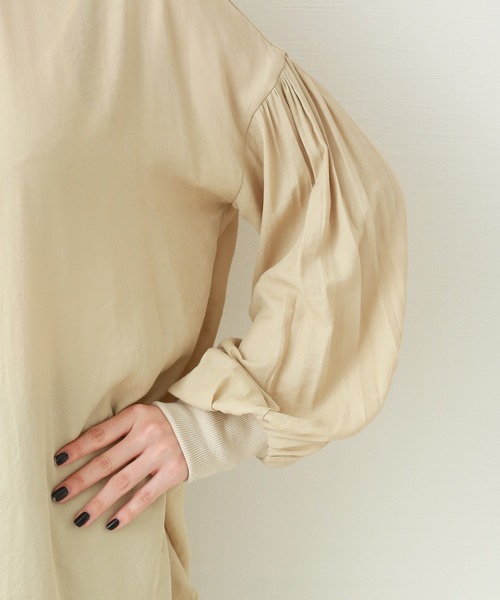 n'ee-ne（ネーネ）の「ポプリン　リブ付きボリュームスリープトップス（シャツ/ブラウス・レディース・オリーブ/ホワイト/ライトベージュ/ライトグレー・FREE）」の12枚目の写真