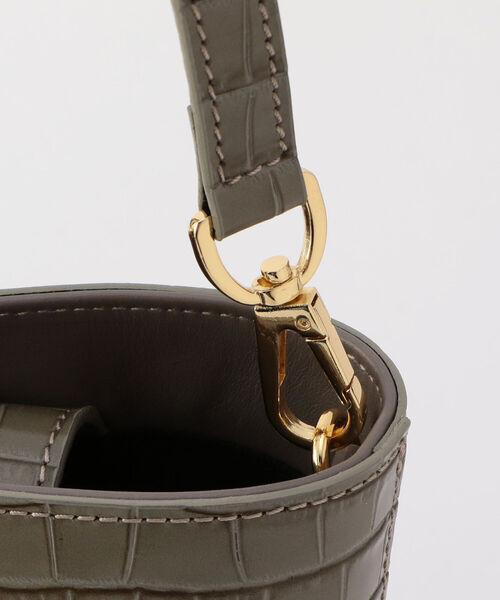 NOLLEY’S（ノーリーズ）の「【CHRISTIAN VILLA /クリスチャンヴィラ】クロコトートバッグ（トートバッグ・レディース・グレイッシュベージュ/ブラック・F）」の10枚目の写真