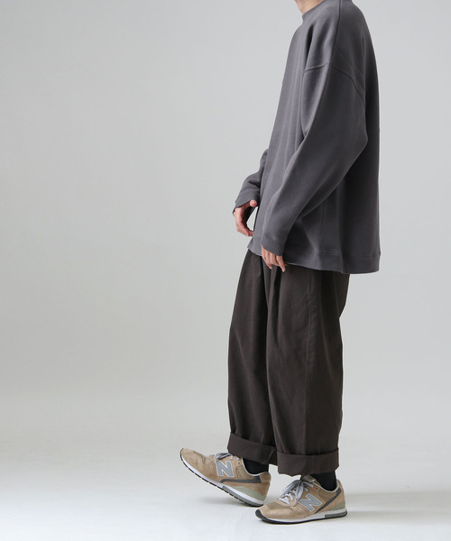 ZIP FIVE（ジップファイブ）の「【ZIP FIVE】【12オンス】ヘビーウェイト ビッグシルエット クルーネックスウェットトレーナー（スウェット・レディース・ブラック/ベージュ/パープル/ブラウン/ブルー/カーキ/マスタード/オレンジ/アイボリー/チャコール・MEDIUM/LARGE）」の14枚目の写真