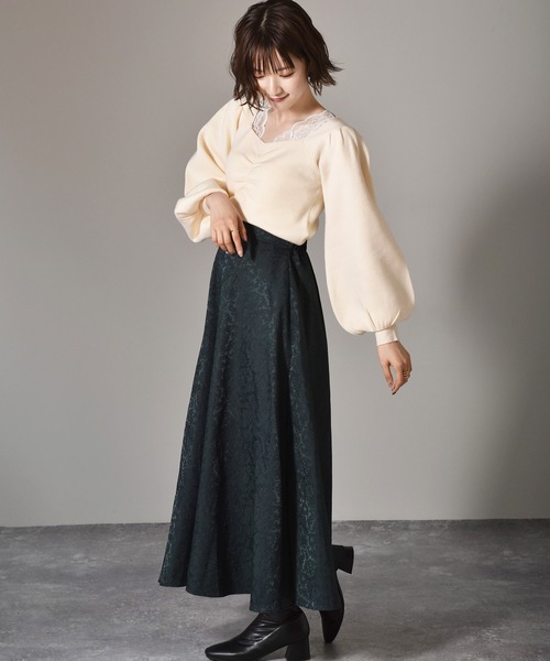 RETRO GIRL（レトロガール）の「フロントシャーリングニット