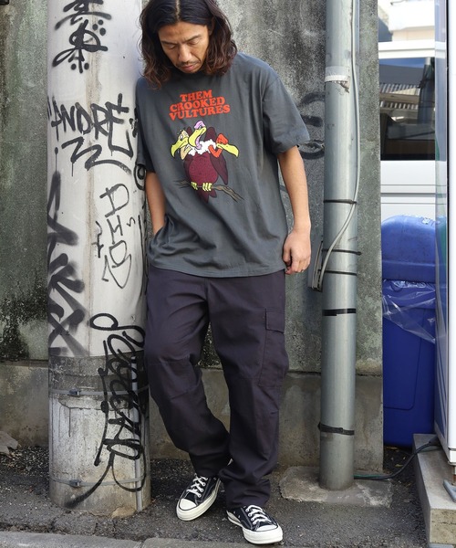 ROOPTOKYO(ループトウキョウ)の「THEM CROOKED VULTURES VULTURE ON BRANCH MENS LIGHTWEIGHT T-SHIRT 半袖Tシャツ(Tシャツ/カットソー・メンズ・チャコール・XL)」の17枚目の写真