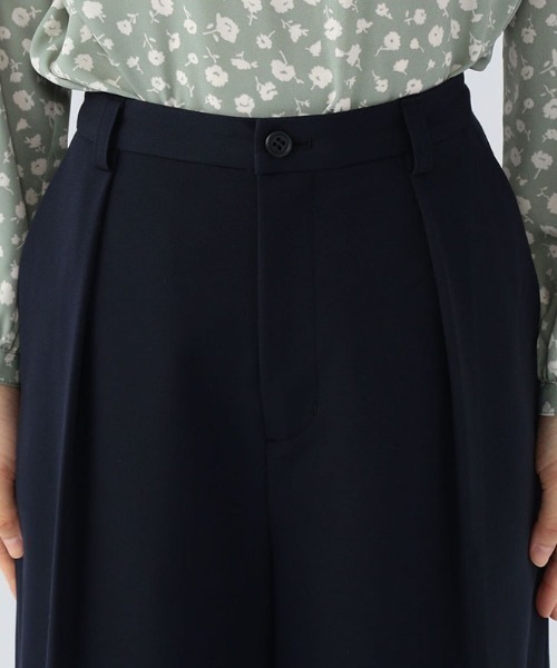 Petit Honfleur(プチオンフルール)の「ストレッチワイドパンツ(その他パンツ・レディース・ネイビー/サックスブルー・64/67)」の5枚目の写真