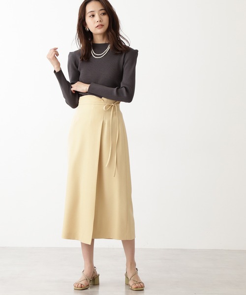 N.（N. Natural Beauty Basic）（エヌエヌナチュラルビューティーベーシック）の「リボン紐ベルト付ラップスカート（スカート・レディース・ベージュ/カーキ/イエロー・MEDIUM）」の6枚目の写真