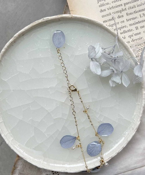 m.soeur（エムスール）の「アジサイとパールのブレスレット＊（ブレスレット・レディース・ブルー/ライトグリーン/ホワイト/グリーン・FREE）」の18枚目の写真