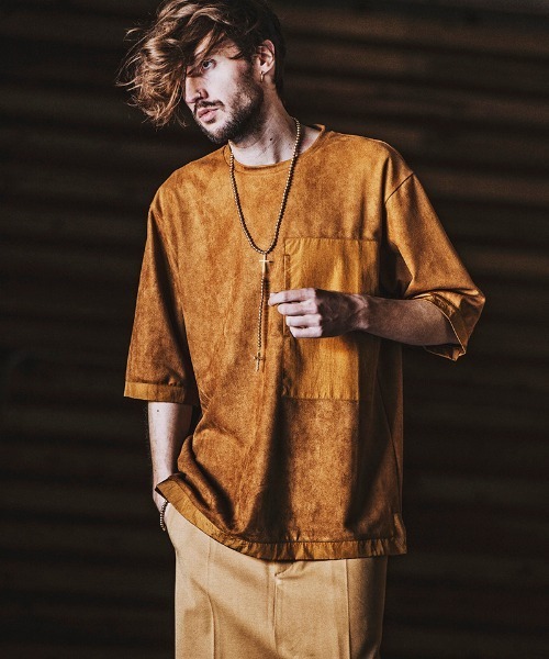 NO ID.(ノーアイディ)の「mt7139- フェイクスウェードBIGポケットT Tシャツ(Tシャツ/カットソー・メンズ・ブラック/ネイビー/カーキ/キャメル・ONE SIZE)」の6枚目の写真