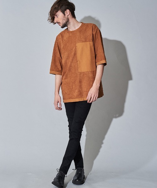 NO ID.(ノーアイディ)の「mt7139- フェイクスウェードBIGポケットT Tシャツ(Tシャツ/カットソー・メンズ・ブラック/ネイビー/カーキ/キャメル・ONE SIZE)」の14枚目の写真