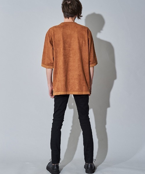 NO ID.(ノーアイディ)の「mt7139- フェイクスウェードBIGポケットT Tシャツ(Tシャツ/カットソー・メンズ・ブラック/ネイビー/カーキ/キャメル・ONE SIZE)」の16枚目の写真