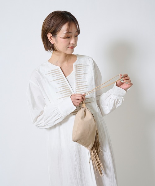 DouDou(ドゥドゥ)の「ピッグレザーフリンジトート(トートバッグ・レディース・ベージュ/イエロー/ピンク・FREE)」の6枚目の写真