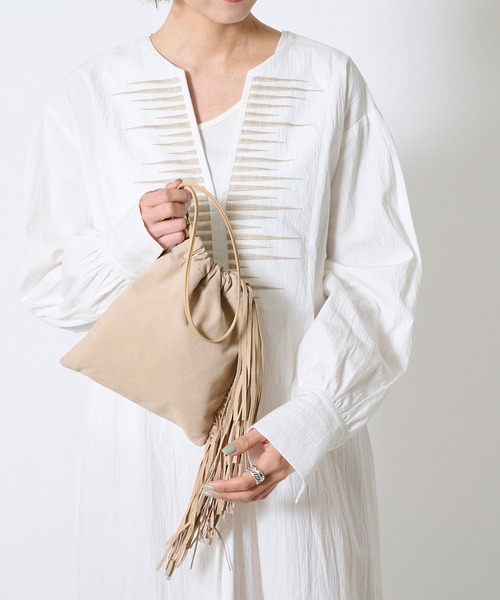 DouDou(ドゥドゥ)の「ピッグレザーフリンジトート(トートバッグ・レディース・ベージュ/イエロー/ピンク・FREE)」の8枚目の写真