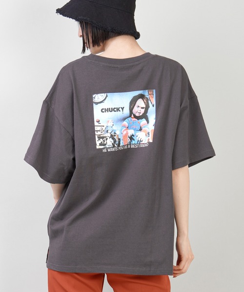 SPINNS（スピンズ）の「【映画フォトデザイン】movie photoプリントTシャツ（Tシャツ/カットソー・レディース・ホワイト/アイボリー/モカ/スミクロ・ONESIZE）」の4枚目の写真