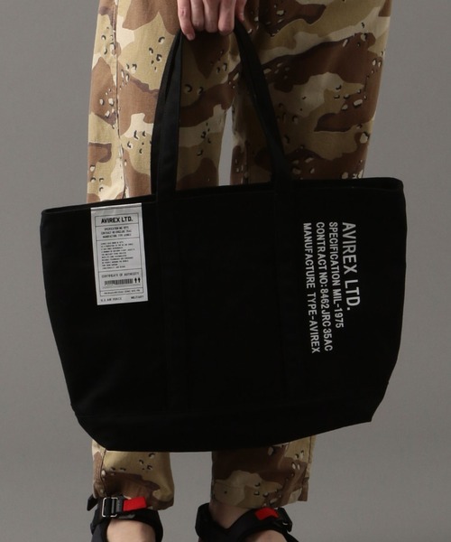 AVIREX（アヴィレックス）の「バーサ2/ BERSAⅡ/ キャンバストートバッグ（トートバッグ・レディース・オフホワイト/ブラック/オリーブ・FREE）」の2枚目の写真