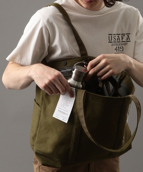 AVIREX（アヴィレックス）の「バーサ2/ BERSAⅡ/ キャンバストートバッグ（トートバッグ・レディース・オフホワイト/ブラック/オリーブ・FREE）」の10枚目の写真