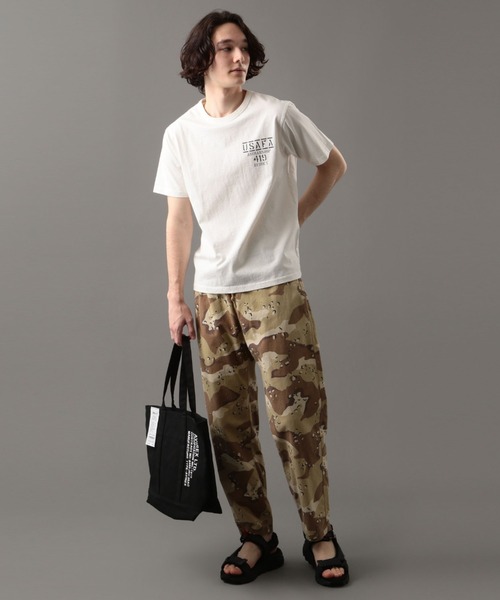 AVIREX（アヴィレックス）の「バーサ2/ BERSAⅡ/ キャンバストートバッグ（トートバッグ・レディース・オフホワイト/ブラック/オリーブ・FREE）」の4枚目の写真