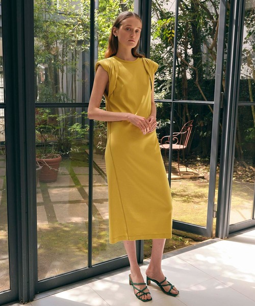 city（シティ）の「【CITY】スビンコットンギャザーショルダーワンピース（ワンピース・レディース・イエロー/ブラック・FREE）」の3枚目の写真