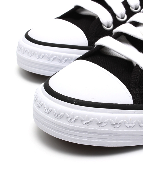 adidas Originals（アディダスオリジナルス）の「ユニセックス アディダス シューティングスター ローカット SHOOTING STAR NIGO M21512（スニーカー・レディース・ブラック・23cm/27cm/28cm/27.5cm/24cm/26.5cm/23.5cm/24.5cm）」の4枚目の写真