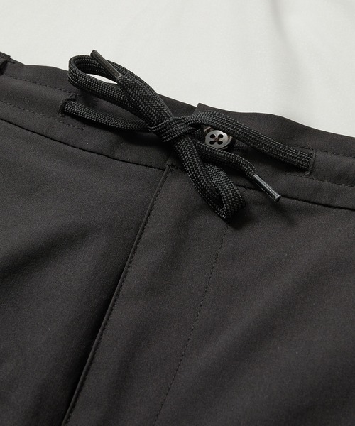 UNION STATION（ユニオンステーション）の「【セットアップ対応】【AIR LIGHT -Active version-】イージーカーゴパンツ（スラックス・メンズ・ブラック/ブラウン/トップグレー/グレイッシュベージュ・S/M/L）」の21枚目の写真