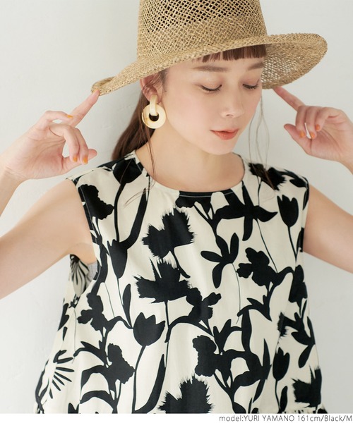coca(coca)(コカ)の「モノトーン花柄ブラウス(シャツ/ブラウス・レディース・ブラック・M/L)」の8枚目の写真