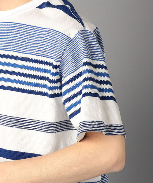 NOLLEY'S goodman（ノーリーズグッドマン）の「パネルタック ボーダー Tシャツ（Tシャツ/カットソー・メンズ・ベージュ系その他3/ホワイト系その他4/ブルー系その他7・MEDIUM/SMALL/X-LARGE/LARGE）」の8枚目の写真