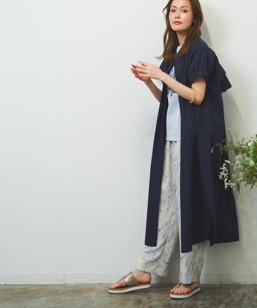 HERENCIA（ヘレンチア）の「バックシャンフリル 比翼 ショートスリーブ  ロング ワンピース（ワンピース・レディース・ネイビー/グリーン/フューシャピンク/ブラック/サーモンピンク・MEDIUM）」の4枚目の写真