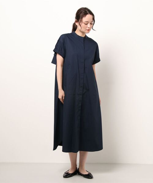 HERENCIA（ヘレンチア）の「バックシャンフリル 比翼 ショートスリーブ  ロング ワンピース（ワンピース・レディース・ネイビー/グリーン/フューシャピンク/ブラック/サーモンピンク・MEDIUM）」の11枚目の写真