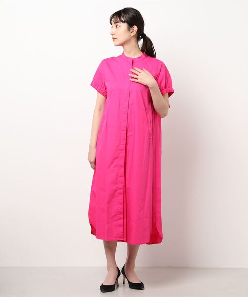 HERENCIA（ヘレンチア）の「バックシャンフリル 比翼 ショートスリーブ  ロング ワンピース（ワンピース・レディース・ネイビー/グリーン/フューシャピンク/ブラック/サーモンピンク・MEDIUM）」の8枚目の写真