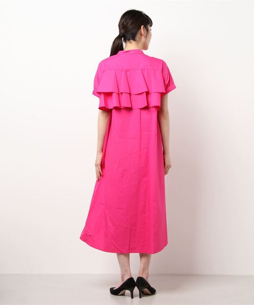 HERENCIA（ヘレンチア）の「バックシャンフリル 比翼 ショートスリーブ  ロング ワンピース（ワンピース・レディース・ネイビー/グリーン/フューシャピンク/ブラック/サーモンピンク・MEDIUM）」の9枚目の写真