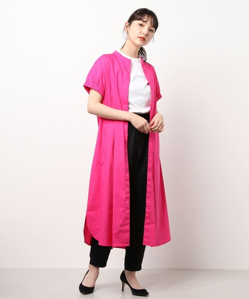 HERENCIA（ヘレンチア）の「バックシャンフリル 比翼 ショートスリーブ  ロング ワンピース（ワンピース・レディース・ネイビー/グリーン/フューシャピンク/ブラック/サーモンピンク・MEDIUM）」の7枚目の写真