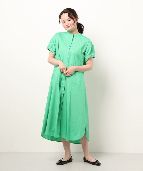 HERENCIA（ヘレンチア）の「バックシャンフリル 比翼 ショートスリーブ  ロング ワンピース（ワンピース・レディース・ネイビー/グリーン/フューシャピンク/ブラック/サーモンピンク・MEDIUM）」の6枚目の写真