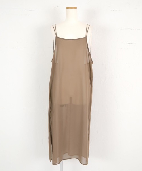 titivate（ティティベイト）の「シアーIラインキャミワンピース（ワンピース・レディース・グレイッシュベージュ/ライトブルー/ライトグリーン/チャコール・S/M/L）」の16枚目の写真